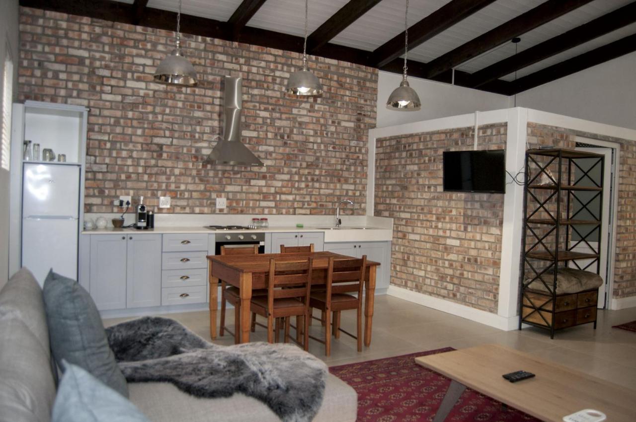 Alte Villa Boutique Hotel Lüderitz Екстериор снимка