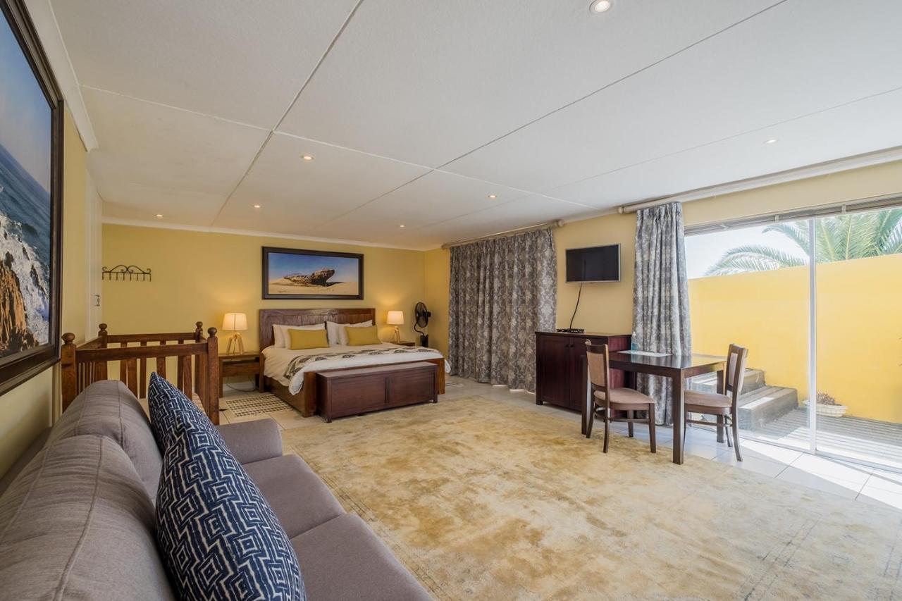 Alte Villa Boutique Hotel Lüderitz Екстериор снимка