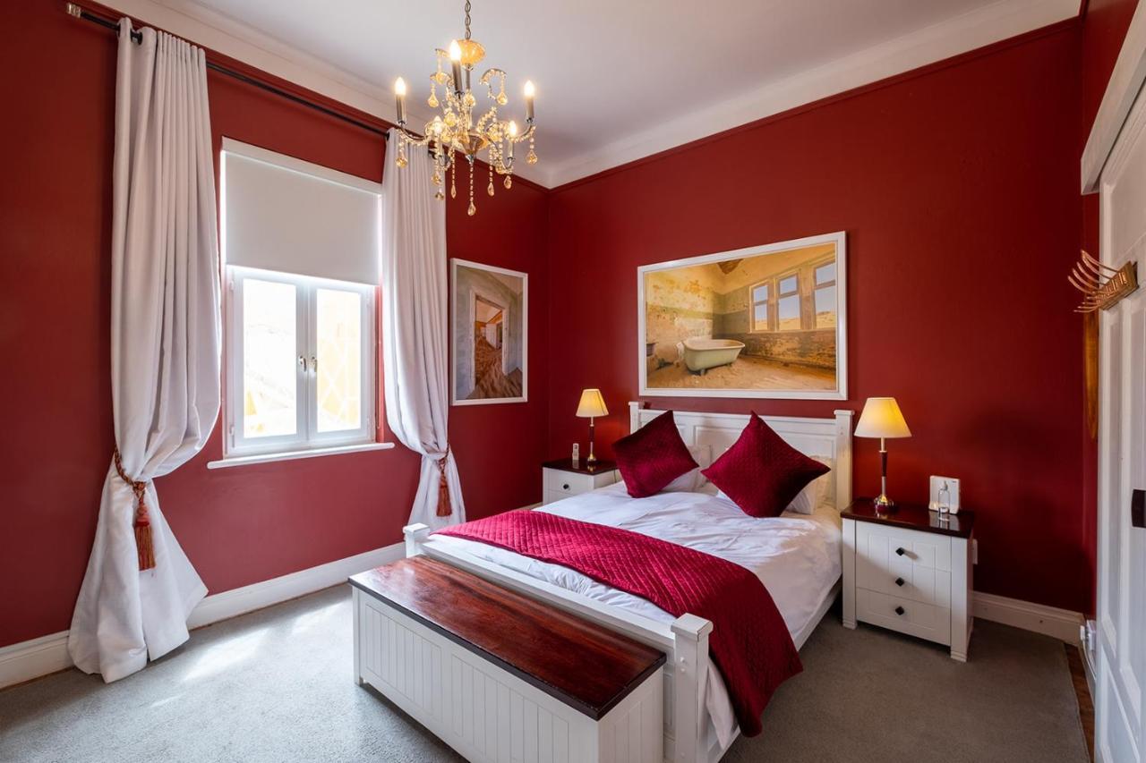 Alte Villa Boutique Hotel Lüderitz Екстериор снимка
