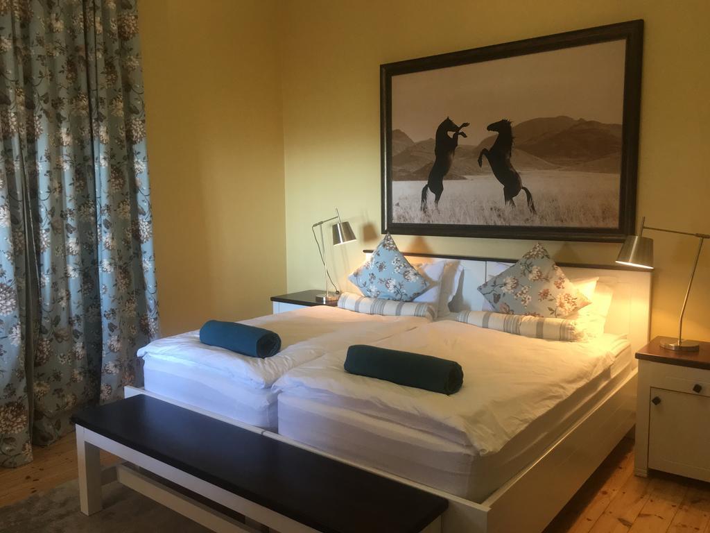 Alte Villa Boutique Hotel Lüderitz Екстериор снимка