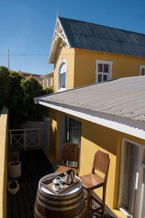 Alte Villa Boutique Hotel Lüderitz Екстериор снимка